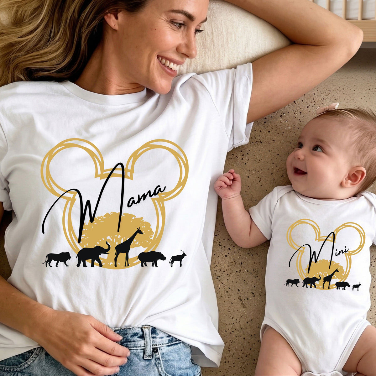 Geschenk zur Geburt | Mama & Mini Partnerlook Safari-Shirt & Body