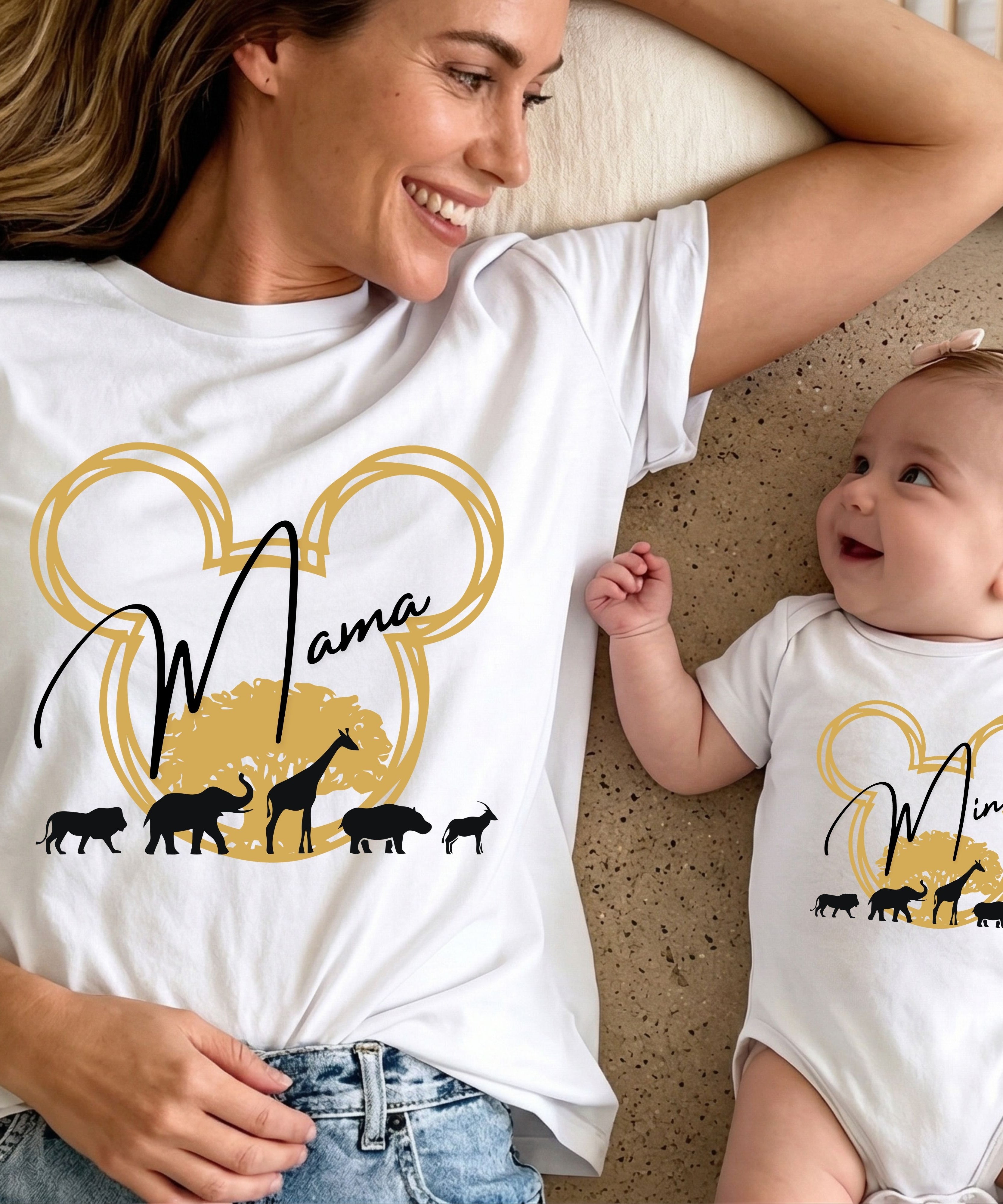 Geschenk zur Geburt | Mama & Mini Partnerlook Safari-Shirt & Body